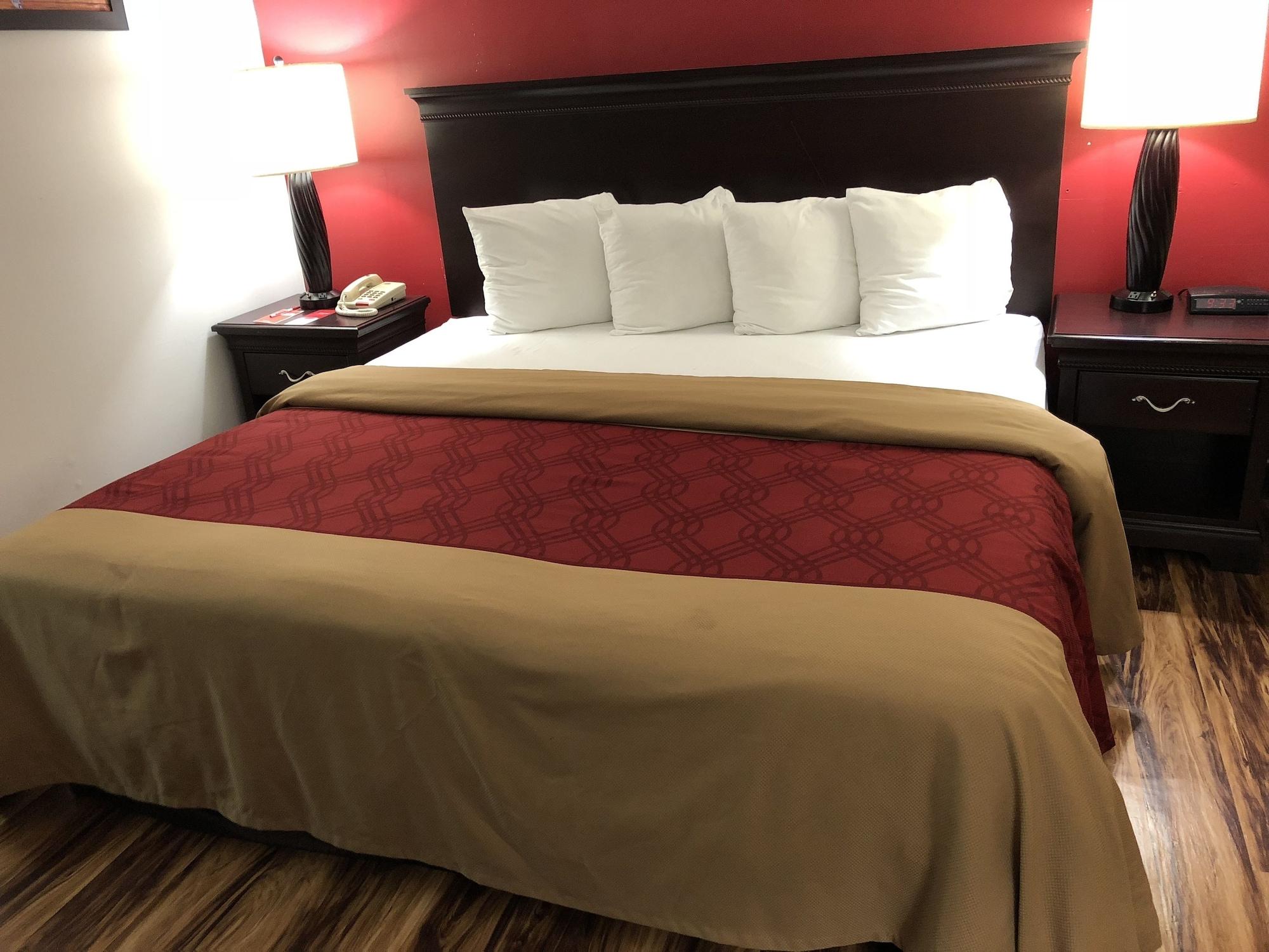 Econo Lodge Marion I-81 Экстерьер фото