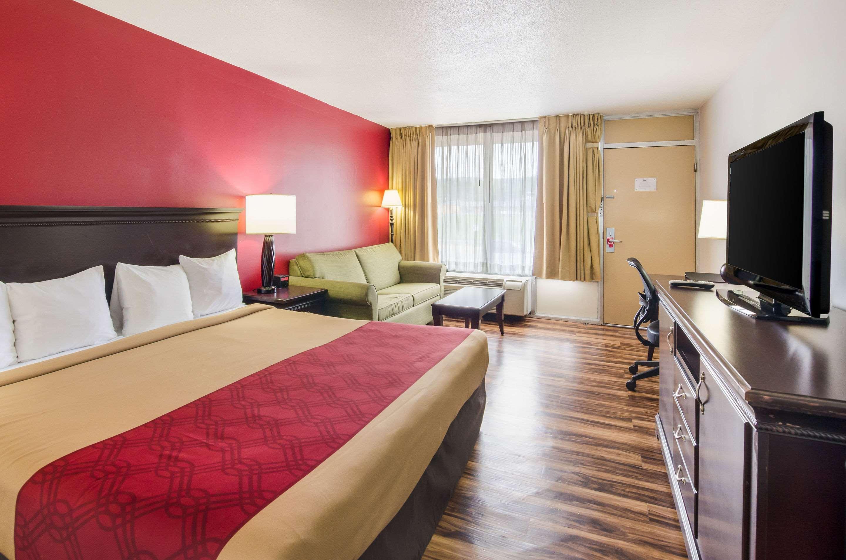 Econo Lodge Marion I-81 Экстерьер фото
